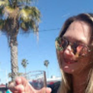 Meet your Posher, Jenn